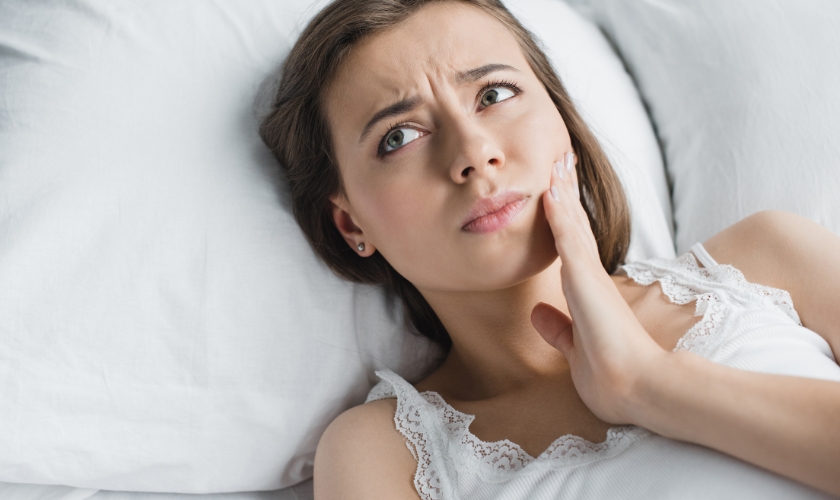 Toothache at Night? Here’s What You Can Do Before Seeing a Dentist